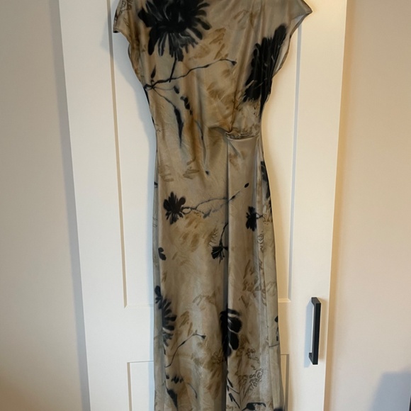 Zara Satin Effect Dress - Picture 2 of 4